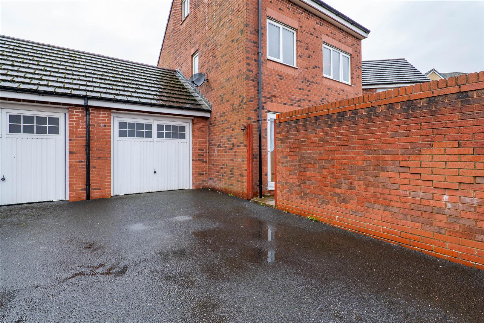 Crooke Grove, Chorley